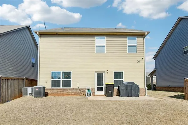 $350,000 | 2002 Bridgewater Pass, Hampton, GA 30228