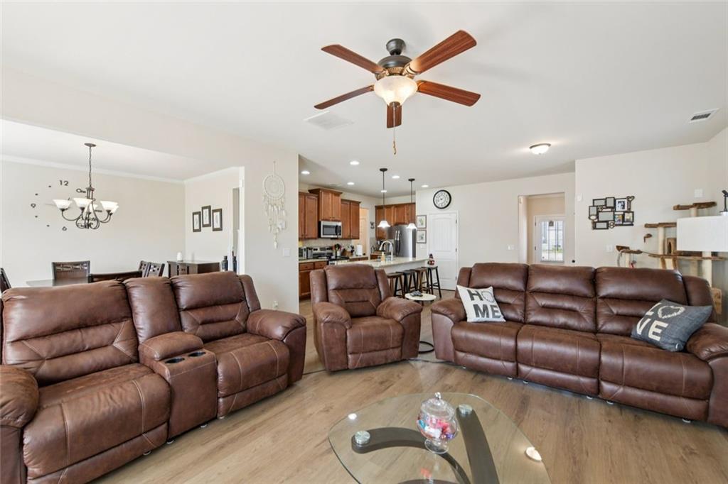 2002 Bridgewater Pass Hampton, GA 30228 - Photo 9 of 35