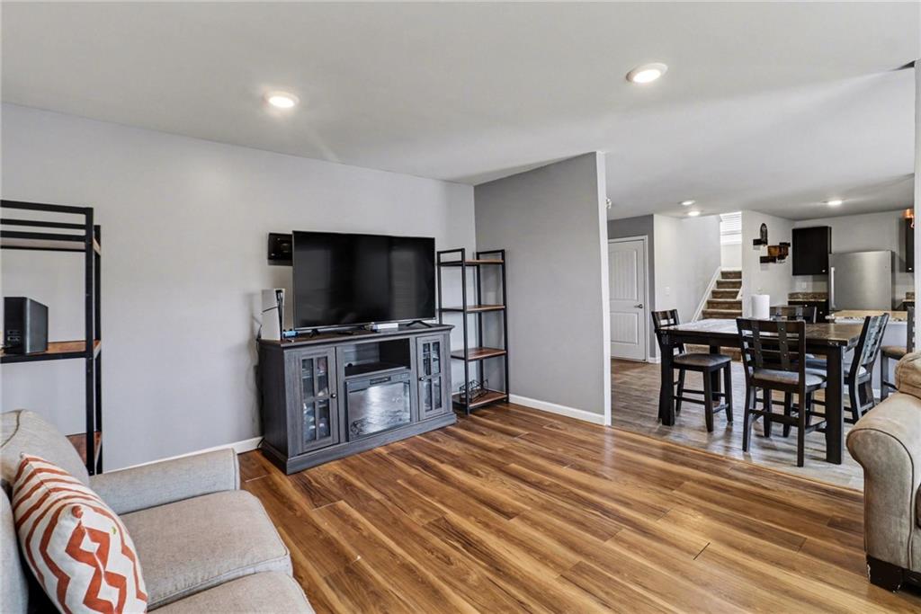 411 Toronto Circle Hampton, GA 30228 - Photo 5 of 29