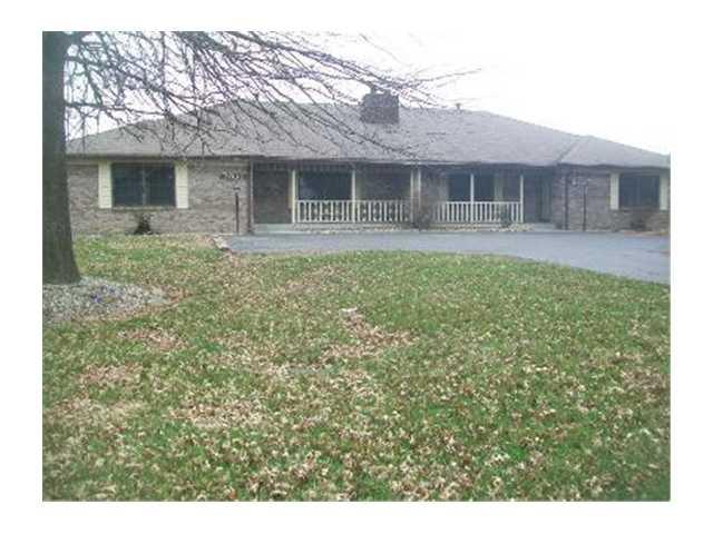 2033 Country Club Road Indianapolis, IN 46214 - Photo 1 of 12 Gallery Image 1