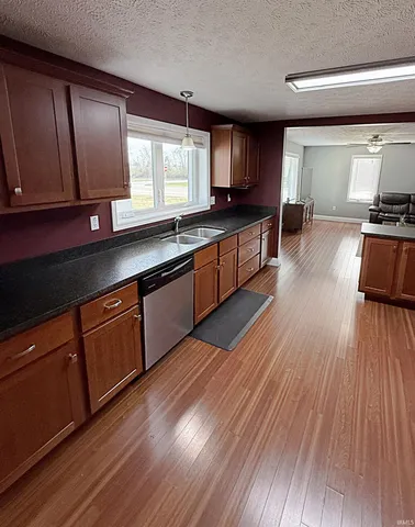 $275,000 | 411 South 100 East, Washington, IN 47501