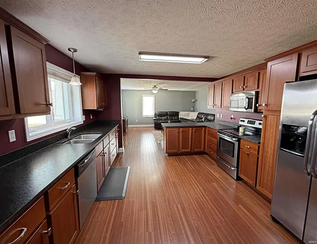 $275,000 | 411 South 100 East, Washington, IN 47501