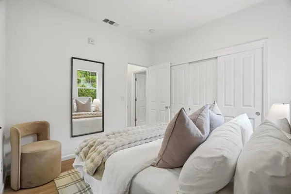 $1,498,000 | 700 Live Oak Way, Unit 702, Belmont, CA 94002