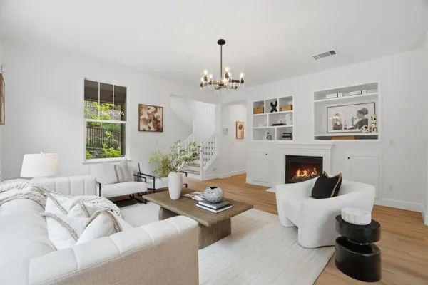 $1,498,000 | 700 Live Oak Way, Unit 702, Belmont, CA 94002