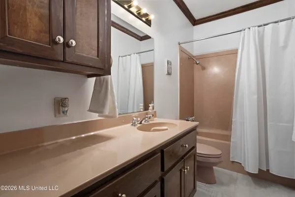 $625,000 | 22479 Glad Acres Road, Pass Christian, MS 39571