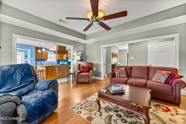 $474,900 | 7623 Grass Pond Road, Hernando, MS 38632