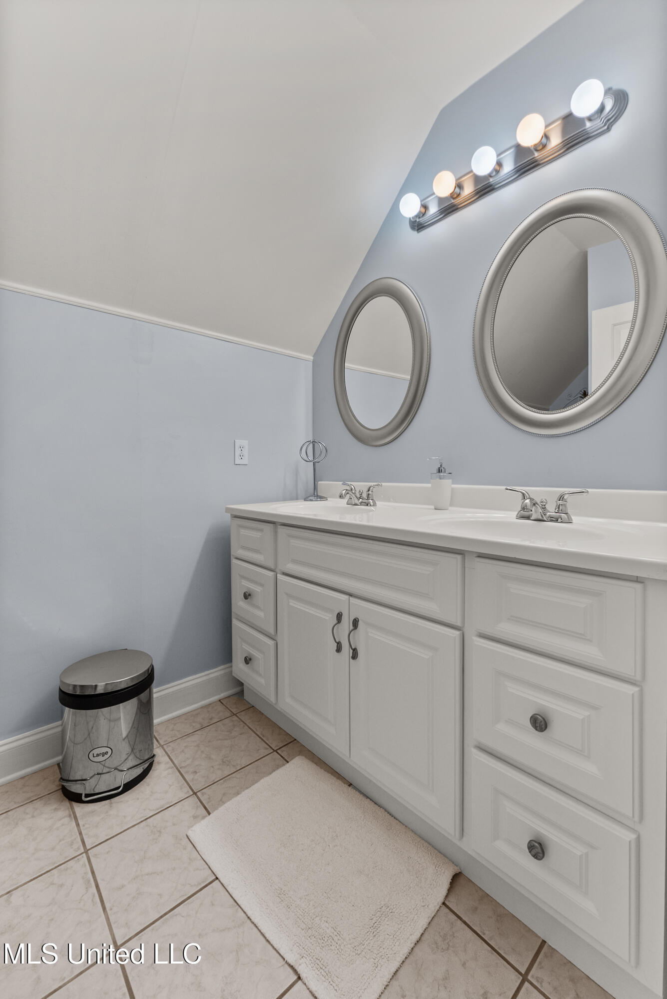 7623 Grass Pond Road Hernando, MS 38632 - Photo 31 of 35 7623 grass pond rd-interior-17