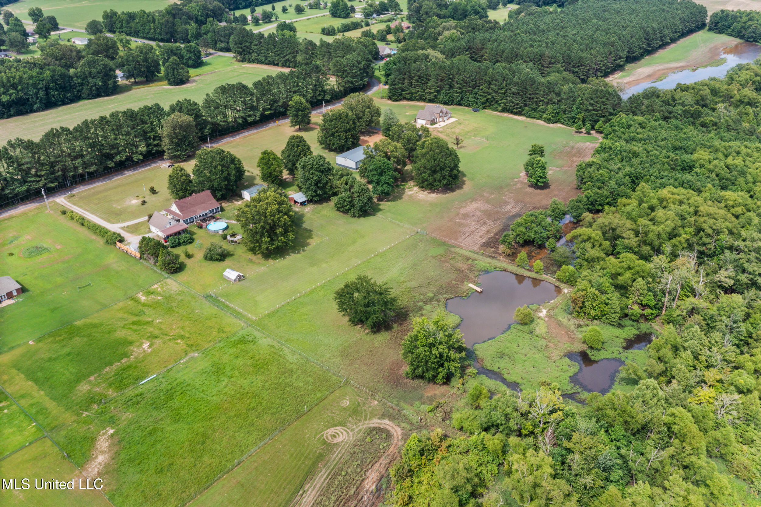 7623 Grass Pond Road Hernando, MS 38632 - Photo 10 of 35 7623 grass pond rd-exterior-06