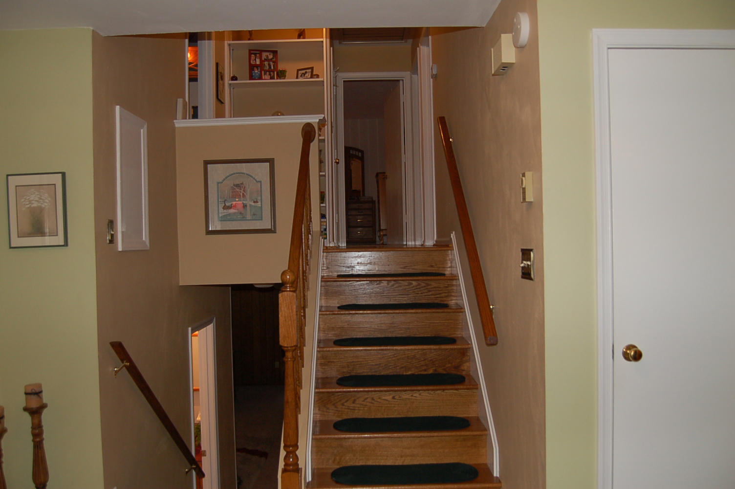 384 Pin Oak Drive Blue Ridge, VA 24064 - Photo 32 of 57 a view of a hallway with entryway