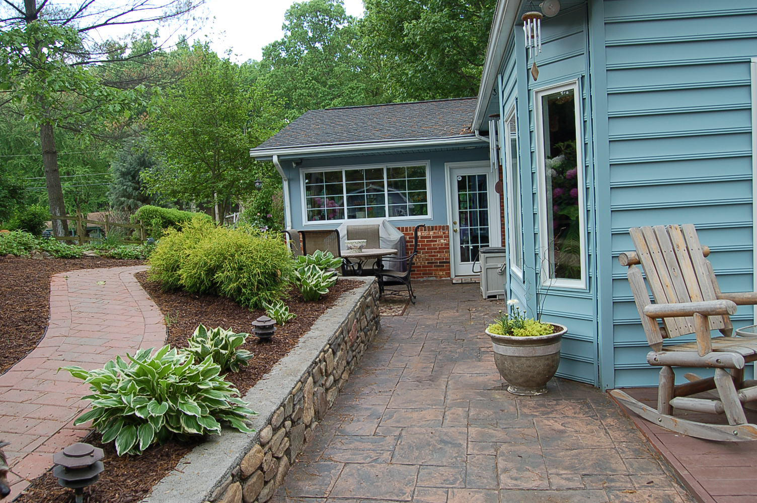 384 Pin Oak Drive Blue Ridge, VA 24064 - Photo 49 of 57 a house with outdoor space