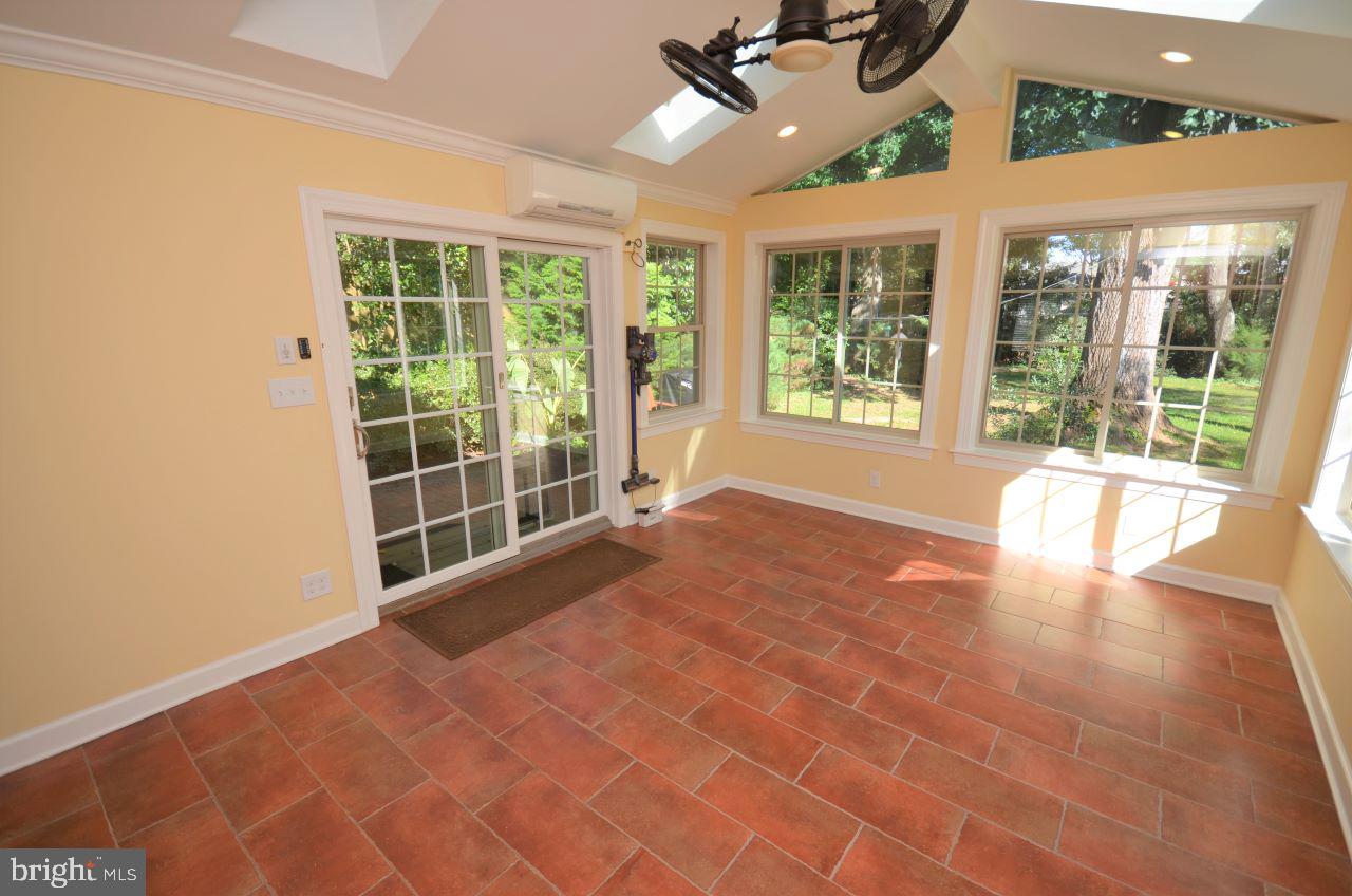 8817 Walnut Hill Road Chevy Chase, MD 20815 - Photo 12 of 30