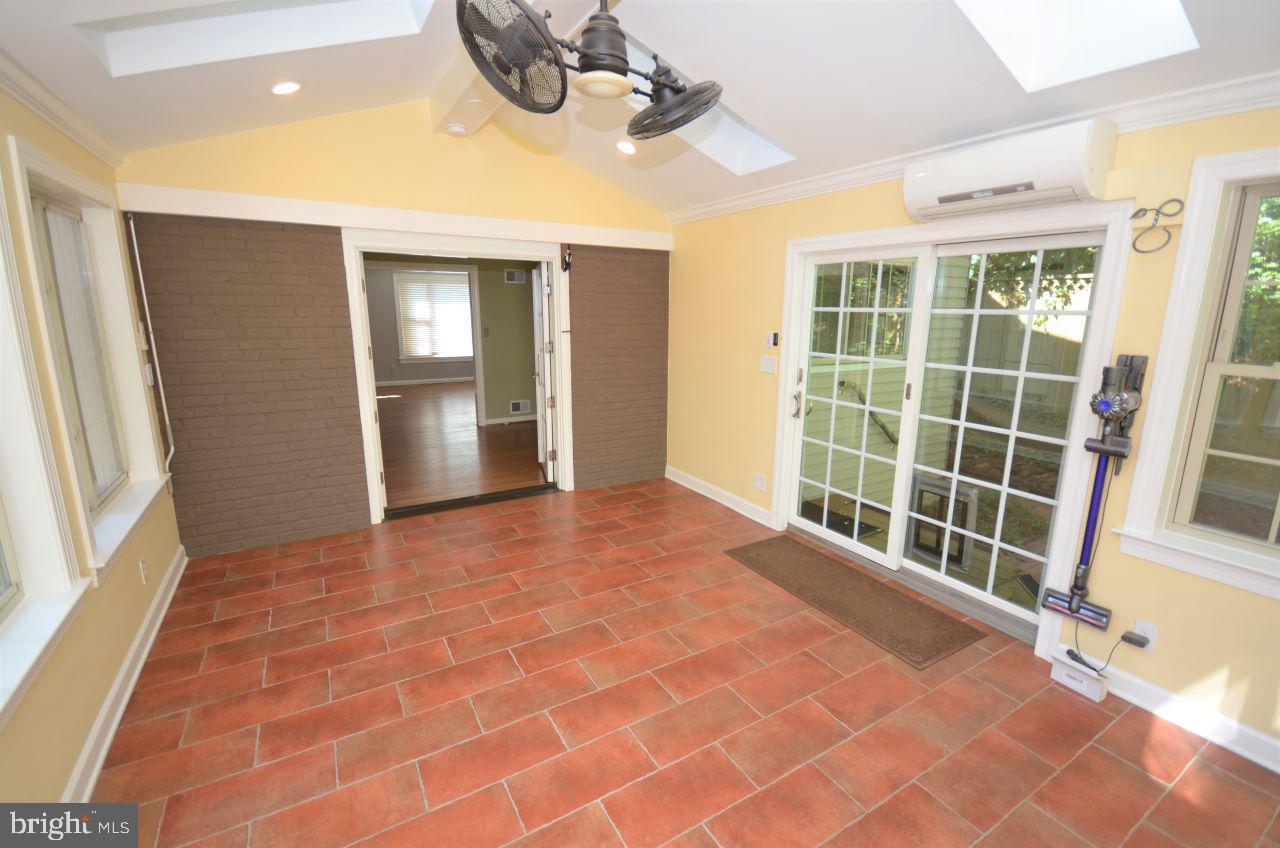 8817 Walnut Hill Road Chevy Chase, MD 20815 - Photo 14 of 30