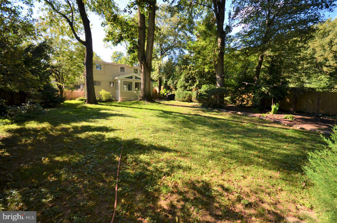 8817 Walnut Hill Road Chevy Chase, MD 20815 - Photo 26 of 30