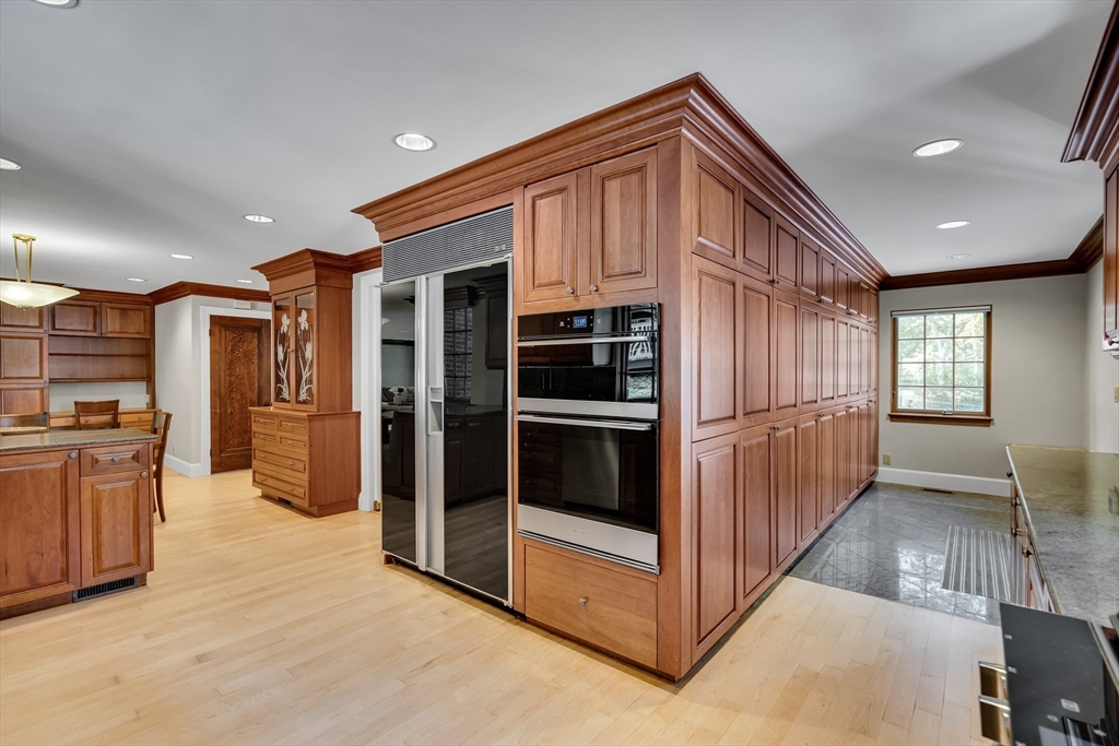 72 Beverly Road Brookline, MA 02467 - Photo 14 of 42 Gallery Image 14
