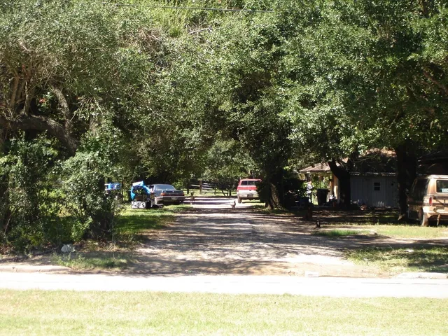 $3,300,000 | 13410 Cullen Boulevard, Houston, TX 77047