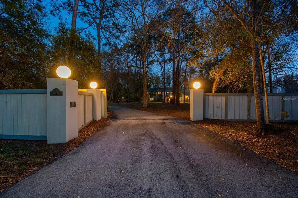 3812 Little Road Lutz, FL 33548 - Photo 92 of 99