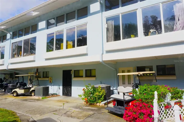 $274,900 | 1859 Mazo Manor Road, Unit U6, Lutz, FL 33558