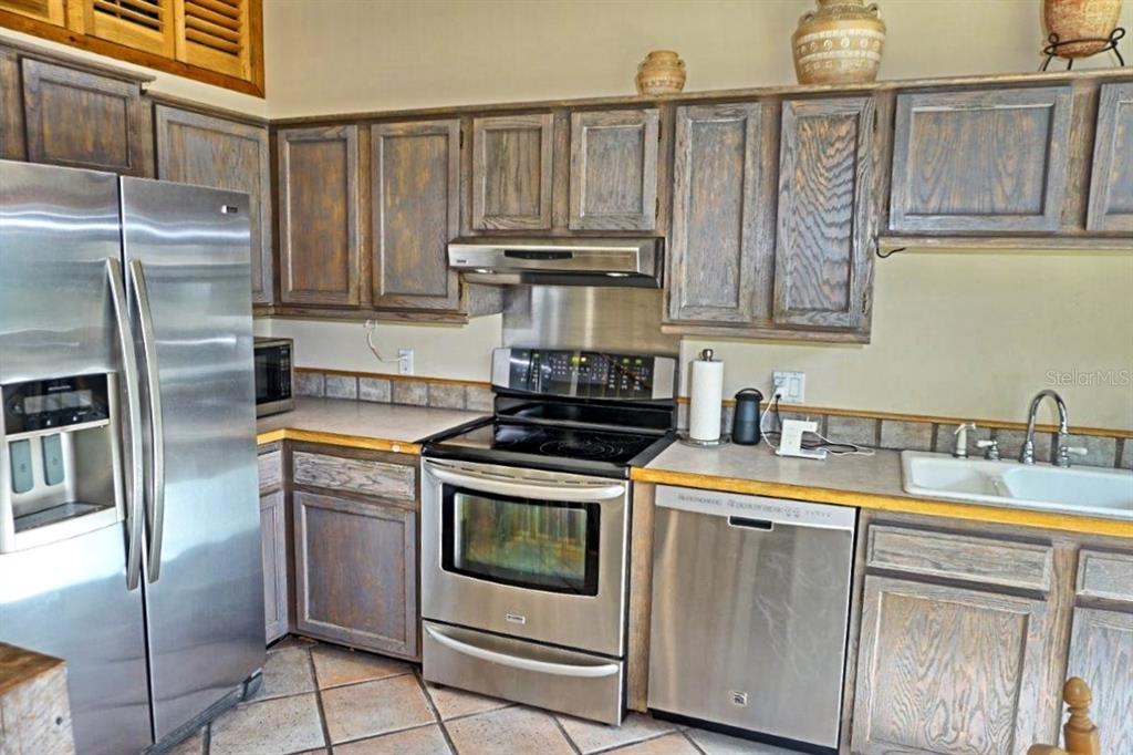 1859 Mazo Manor Road, Unit U6 Lutz, FL 33558 - Photo 13 of 35