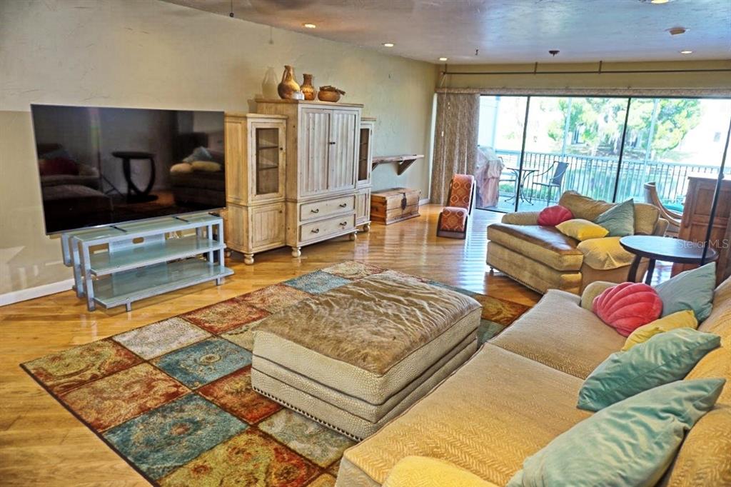 1859 Mazo Manor Road, Unit U6 Lutz, FL 33558 - Photo 9 of 35