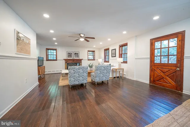 $850,000 | 875 Old State Road, Berwyn, PA 19312