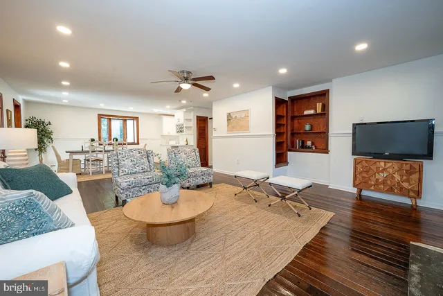 $850,000 | 875 Old State Road, Berwyn, PA 19312