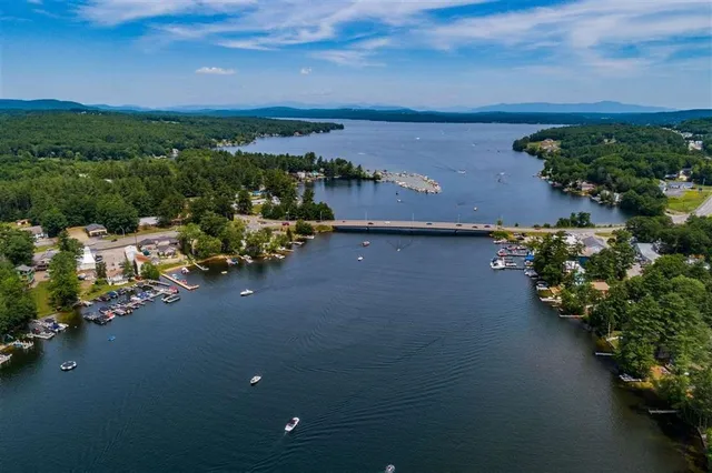 $2,300 | 1011 Laconia Road, Unit 4, Tilton, NH 03276