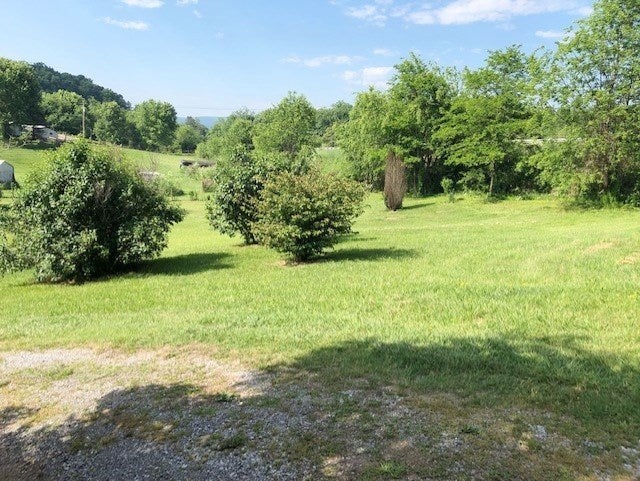2636 Ivanhoe Road Max Meadows, VA 24360 - Photo 6 of 53 Gallery Image 6
