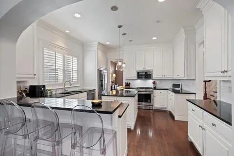 $1,895,000 | 6936 Pasadena Avenue, Dallas, TX 75214