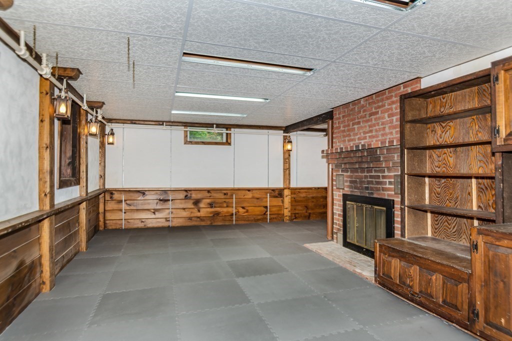 7 Homestead Road Lynnfield, MA 01940 - Photo 23 of 29 Gallery Image 23