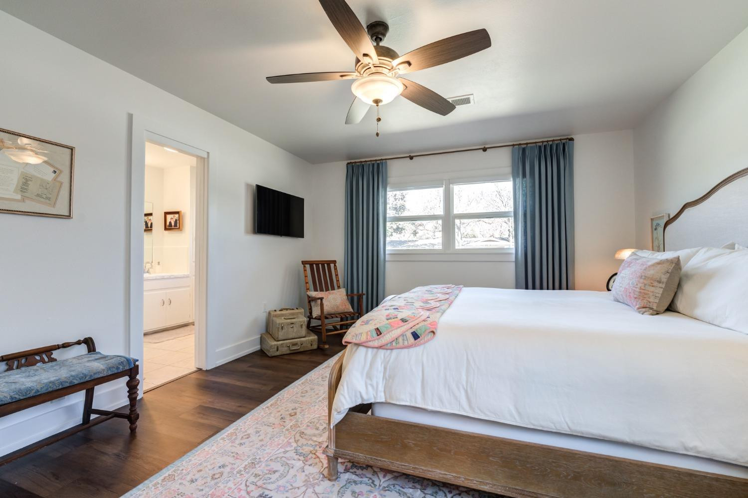 4409 14th Street Lubbock, TX 79416 - Photo 32 of 48 Large Primary Suite with Walk-in Closet.