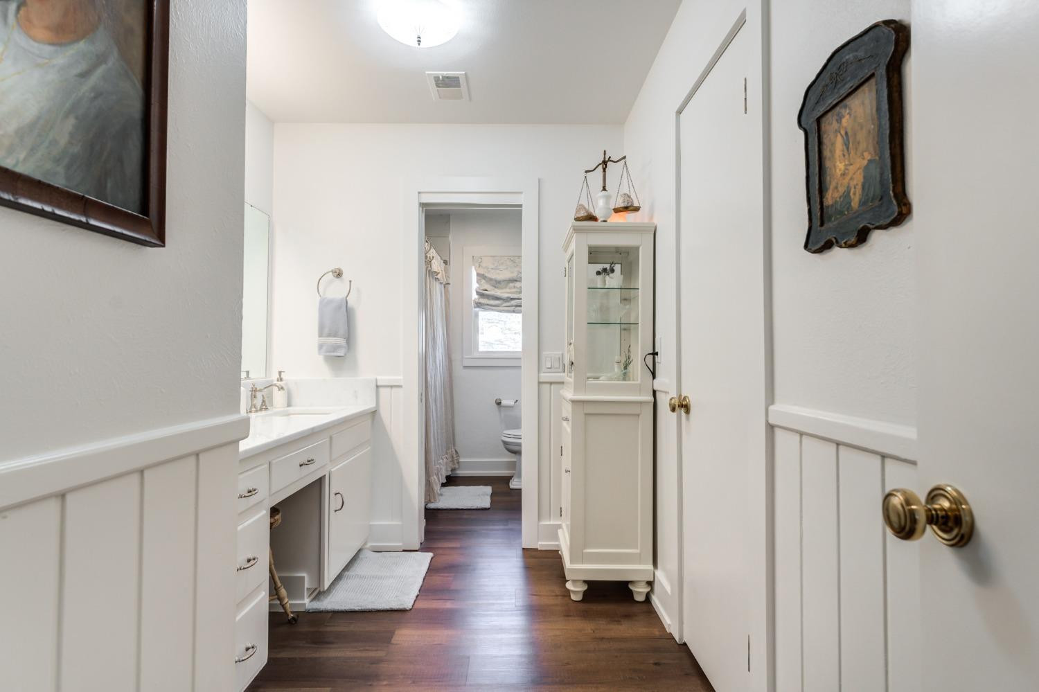 4409 14th Street Lubbock, TX 79416 - Photo 40 of 48 Gorgeously renovated Guest Bath