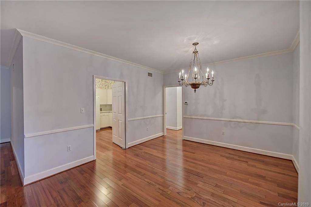 948 Cherokee Road, Unit F4 Charlotte, NC 28207 - Photo 13 of 30 Gallery Image 13