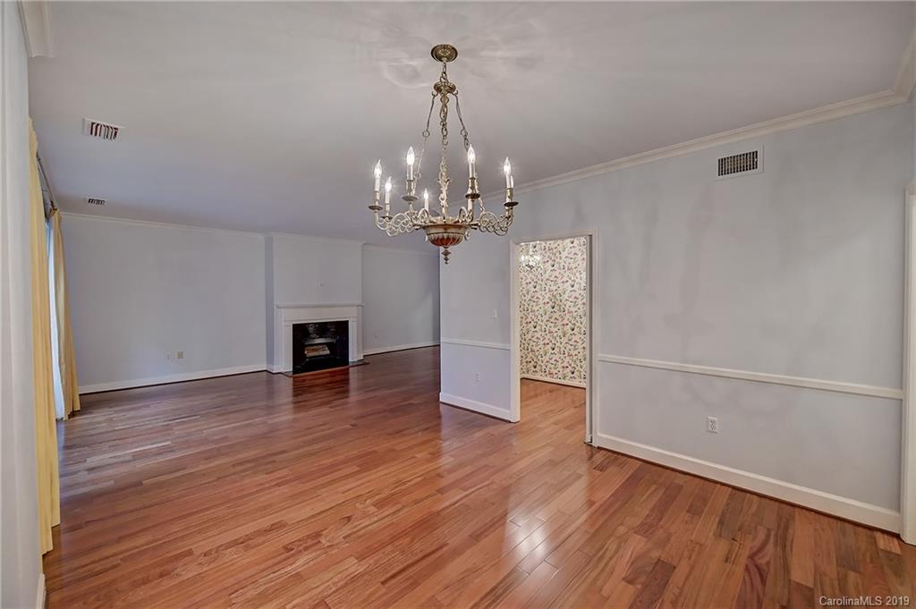 948 Cherokee Road, Unit F4 Charlotte, NC 28207 - Photo 15 of 30 Gallery Image 15