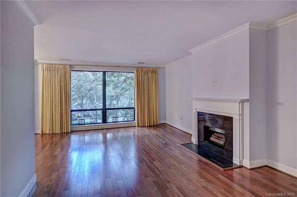 948 Cherokee Road, Unit F4 Charlotte, NC 28207 - Photo 8 of 30 Gallery Image 8
