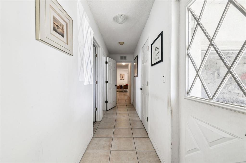 5970 Seaside Drive New Port Richey, FL 34652 - Photo 4 of 30