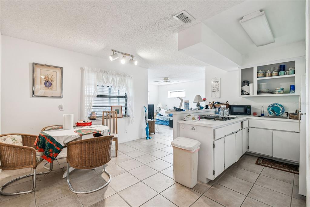 5970 Seaside Drive New Port Richey, FL 34652 - Photo 8 of 30