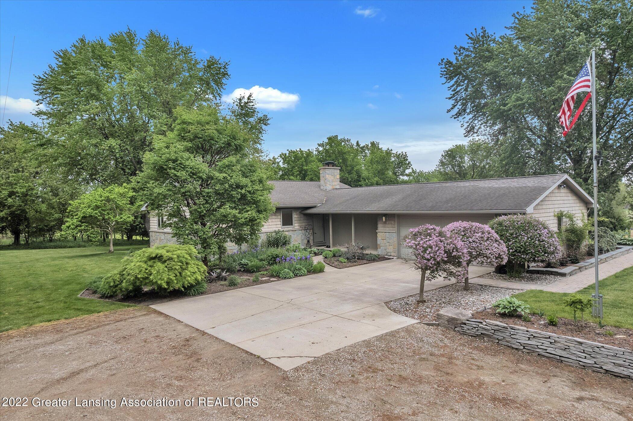 10025 Grange Road Portland, MI 48875 - Photo 1 of 57 1
