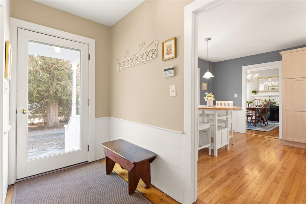 59 Main Street Westford, MA 01886 - Photo 6 of 29