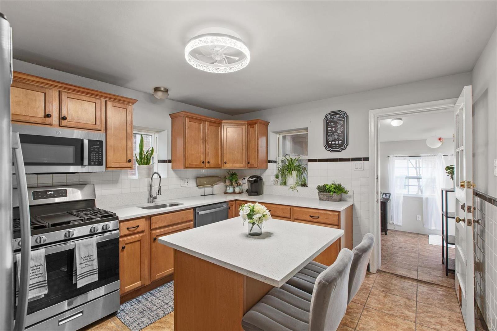 5320 Robert Avenue St. Louis, MO 63109 - Photo 11 of 36