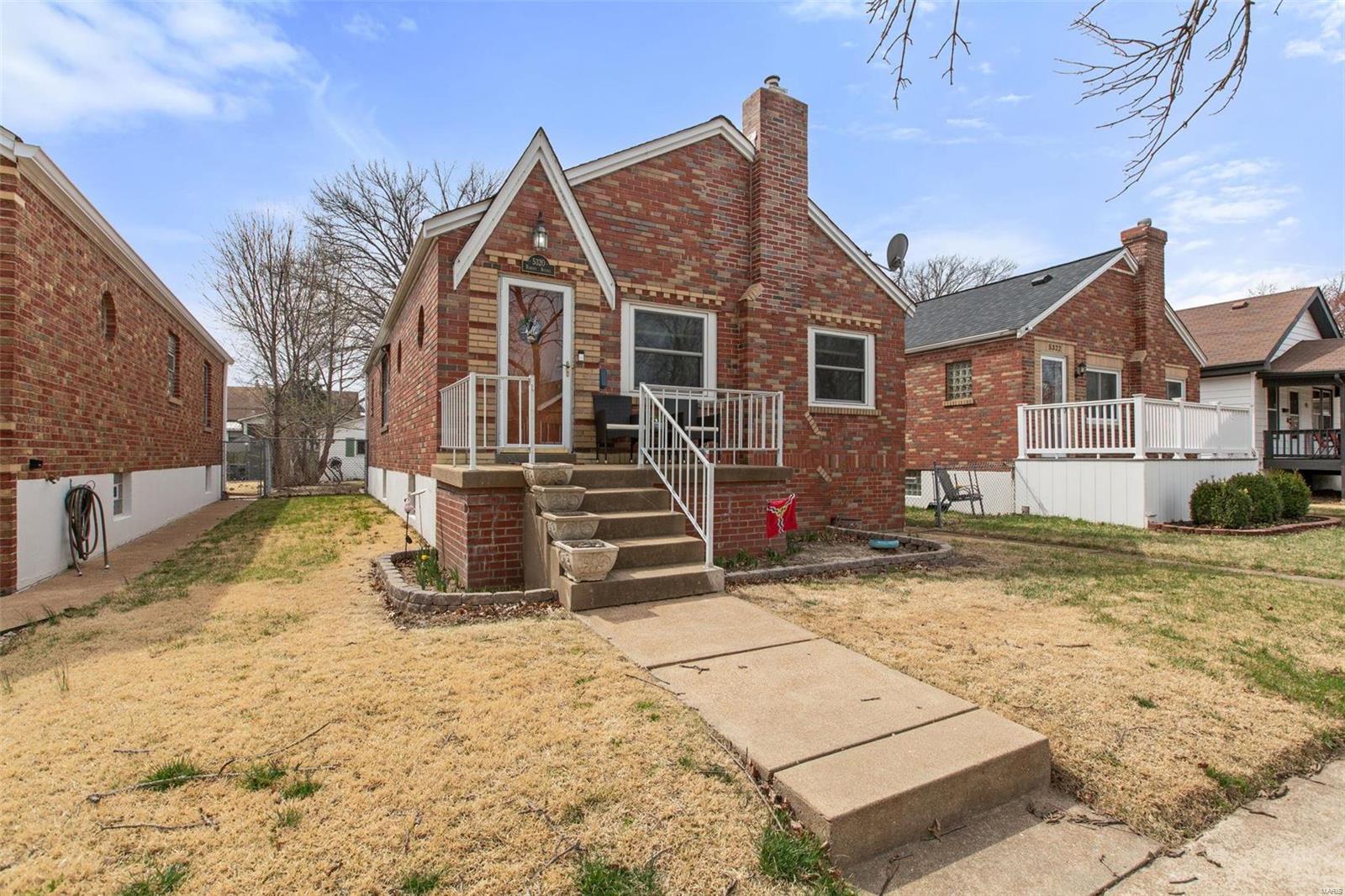 5320 Robert Avenue St. Louis, MO 63109 - Photo 2 of 36