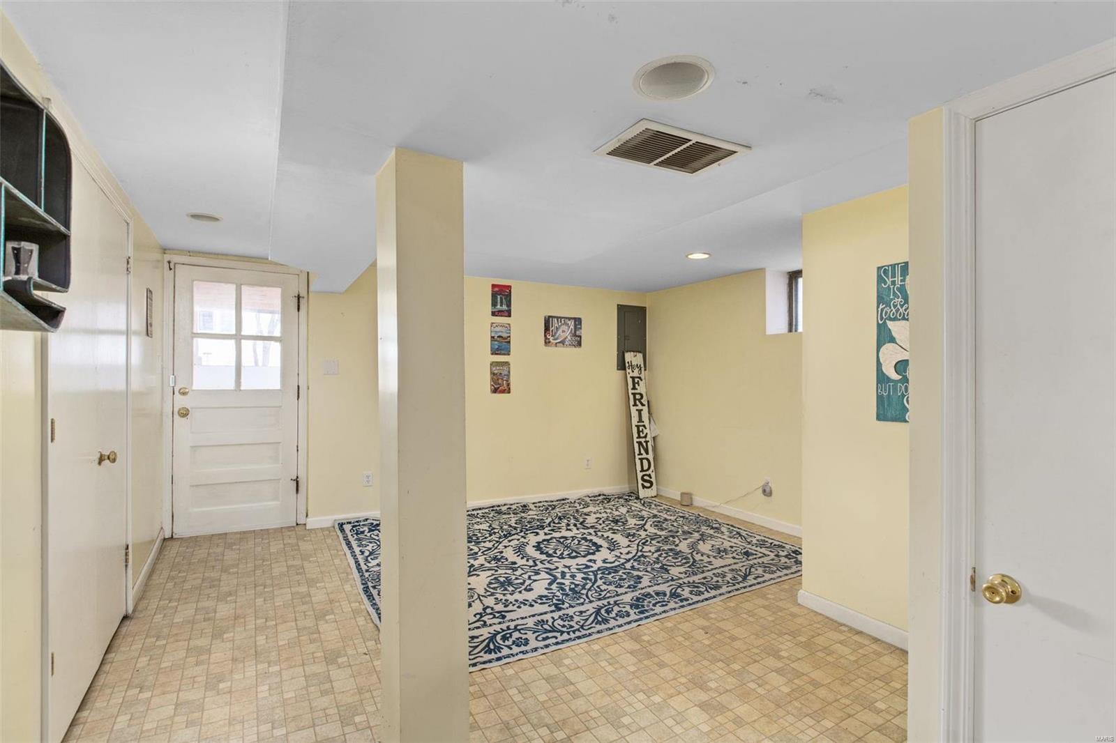 5320 Robert Avenue St. Louis, MO 63109 - Photo 23 of 36