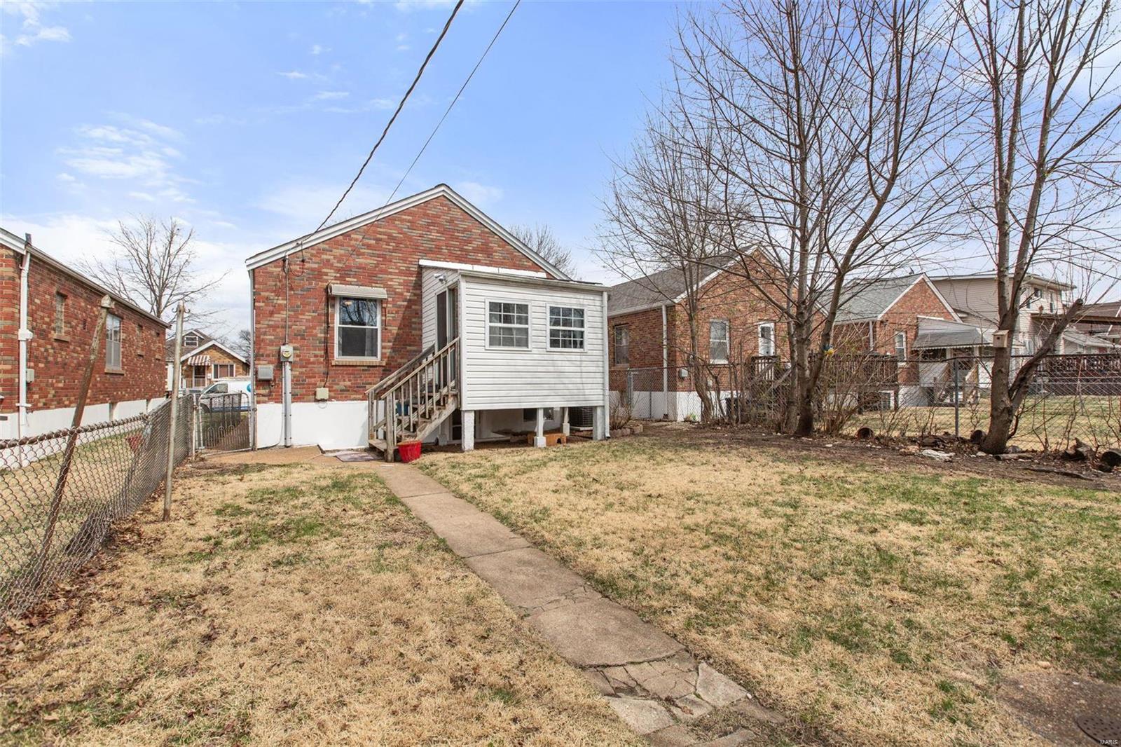 5320 Robert Avenue St. Louis, MO 63109 - Photo 31 of 36