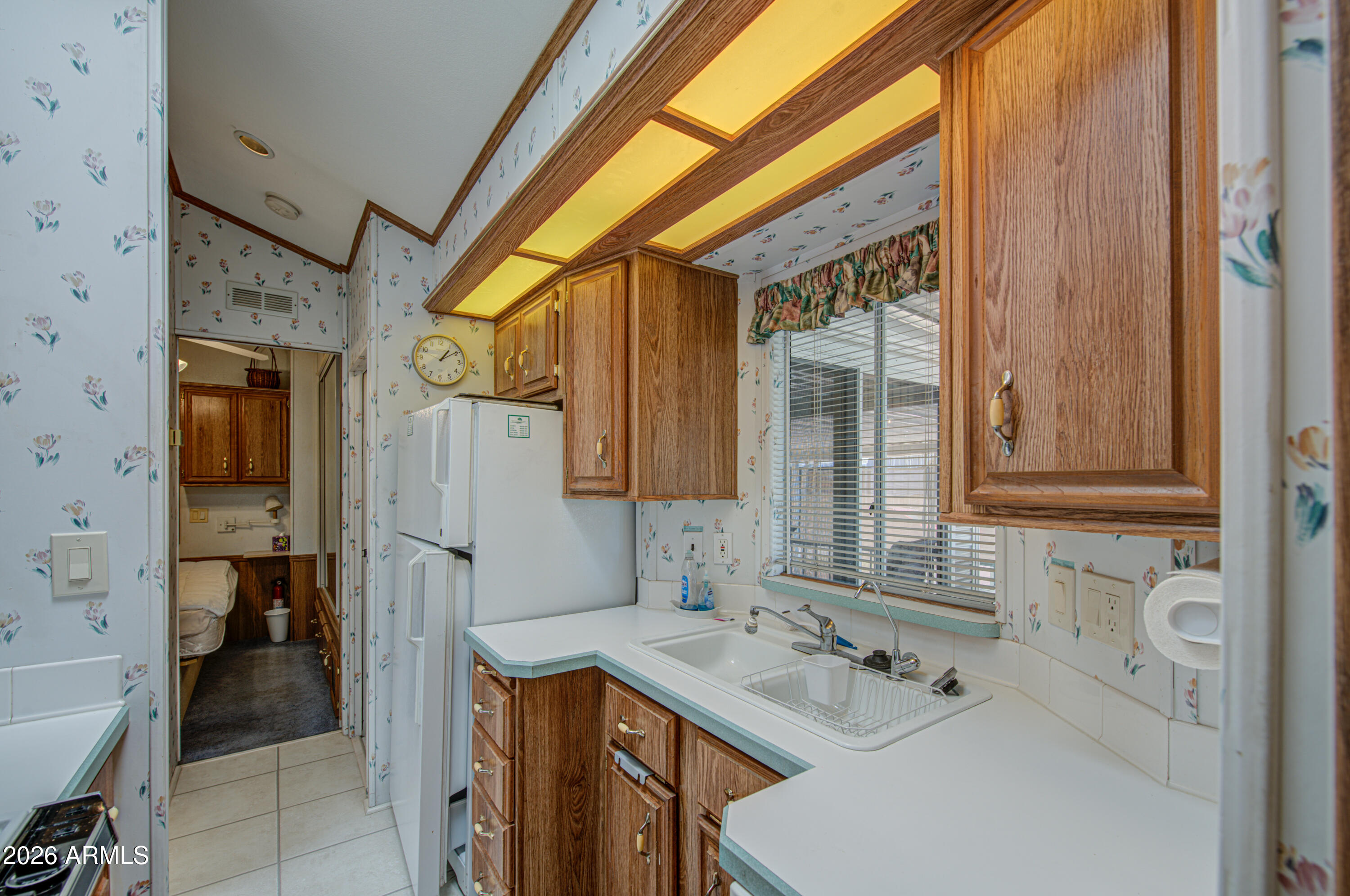 111 South Greenfield Road, Unit 326 Mesa, AZ 85206 - Photo 11 of 25 Kitchen 2