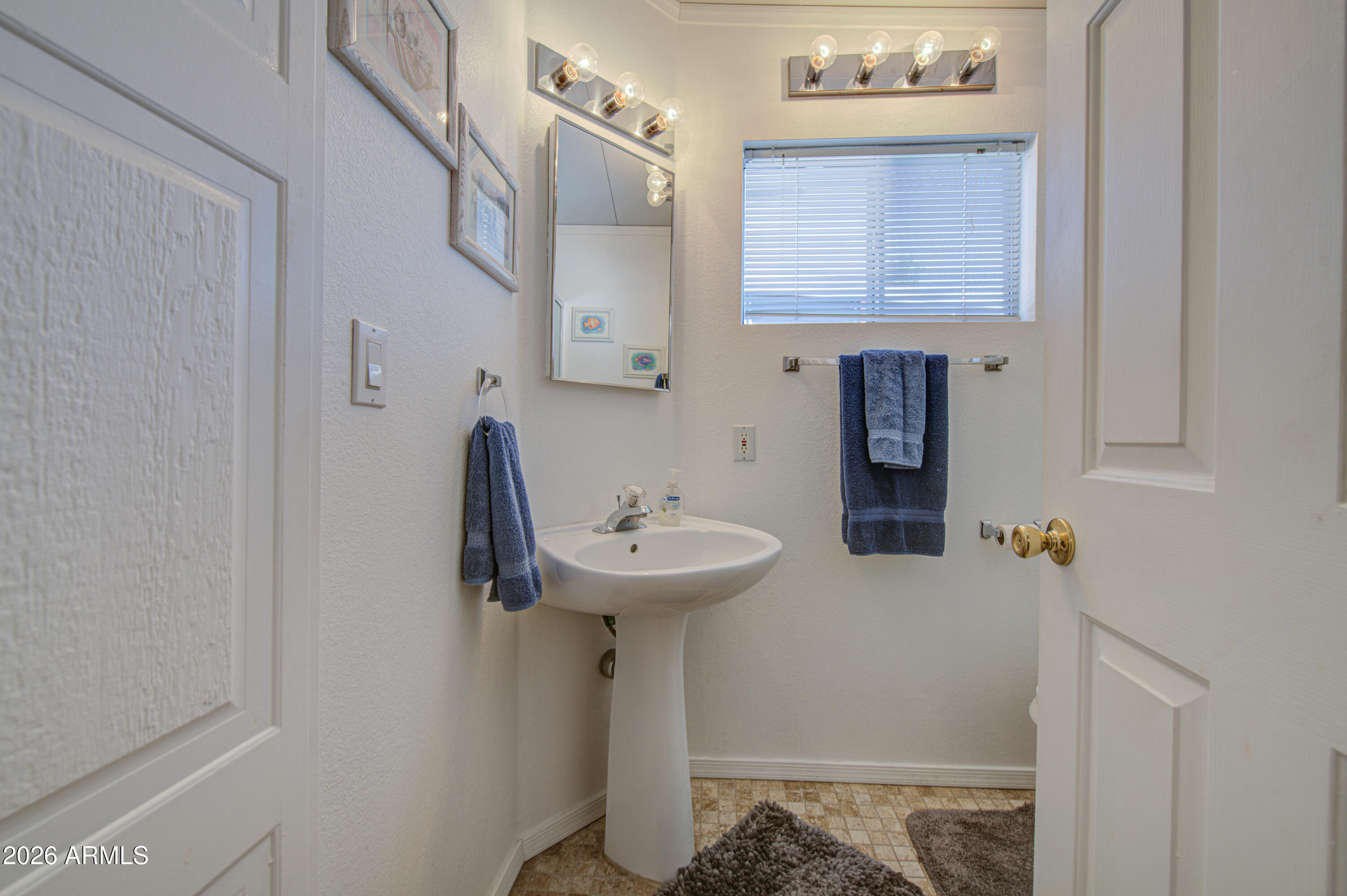 111 South Greenfield Road, Unit 326 Mesa, AZ 85206 - Photo 20 of 25 Bathroom-pic 1