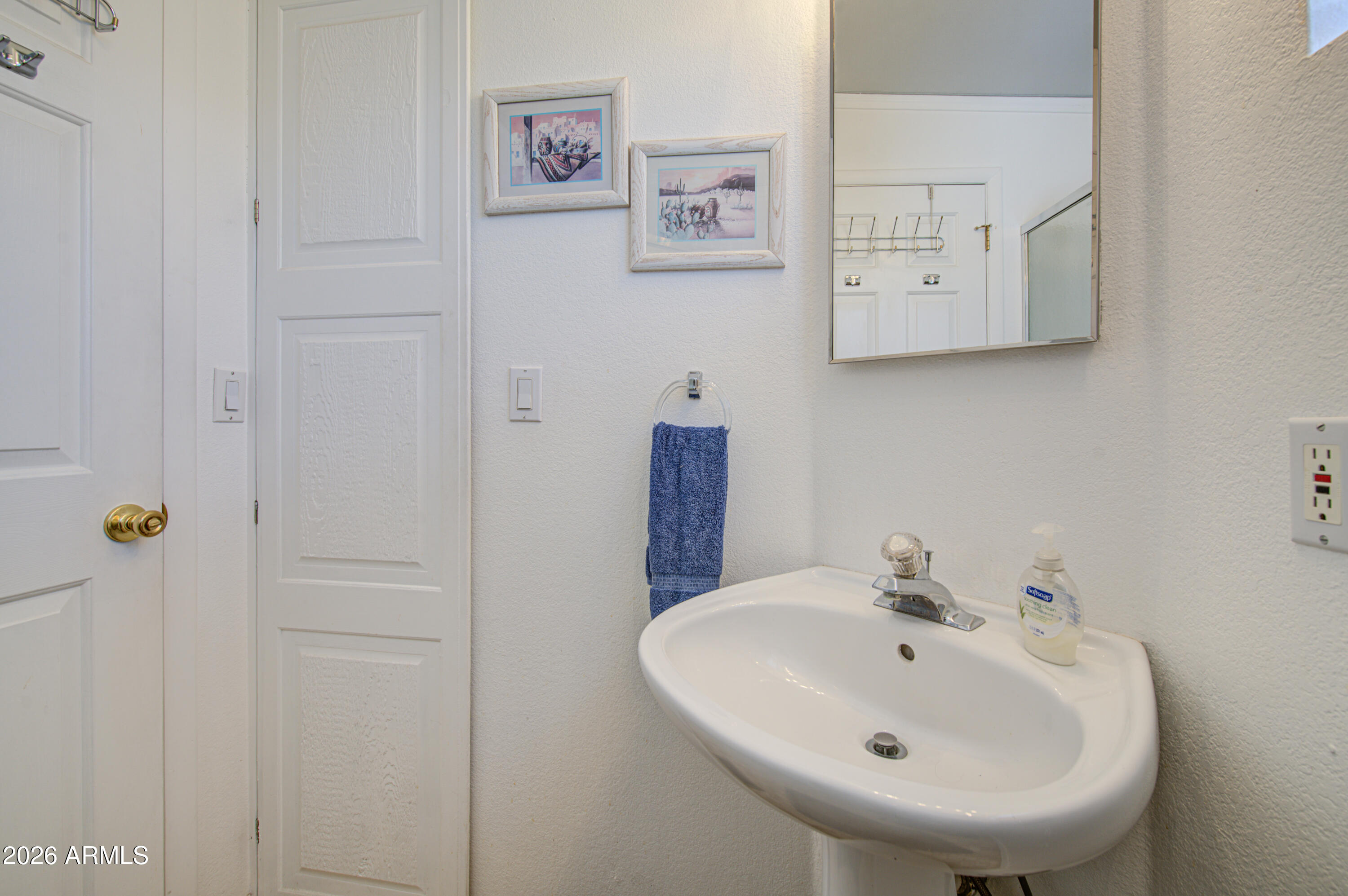 111 South Greenfield Road, Unit 326 Mesa, AZ 85206 - Photo 22 of 25 Bathroom-pic 3