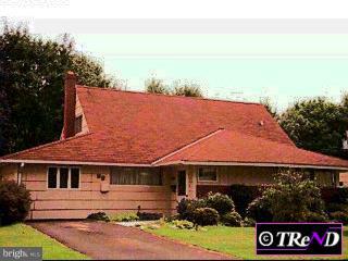 88 Hollow Road Levittown, PA 19056 - Photo 1 of 1 Gallery Image 1