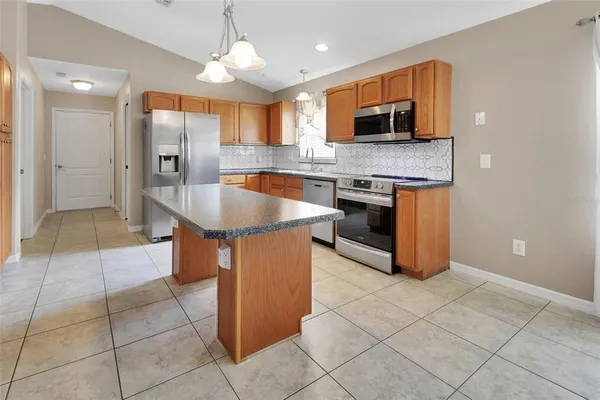 $329,900 | 43746 Sunset Drive, Paisley, FL 32767