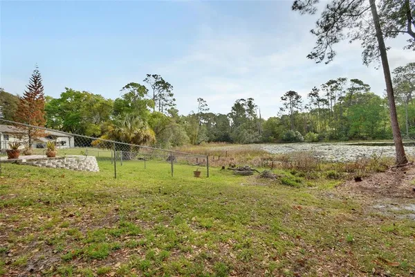 $329,900 | 43746 Sunset Drive, Paisley, FL 32767