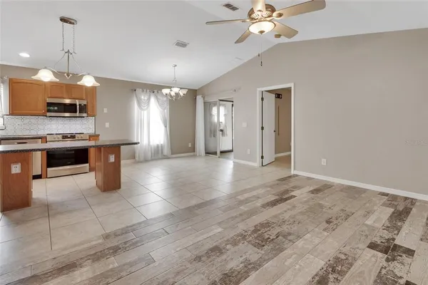 $329,900 | 43746 Sunset Drive, Paisley, FL 32767