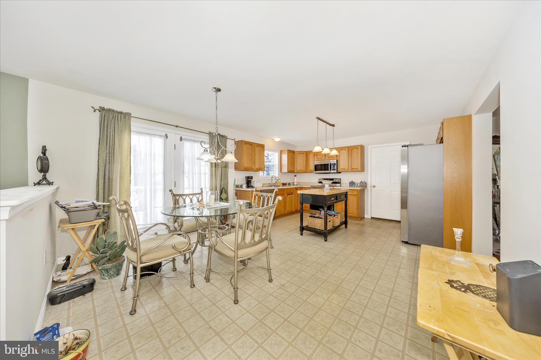 7523 Seneca Ridge Drive York, PA 17403 - Photo 13 of 55 Kitchen